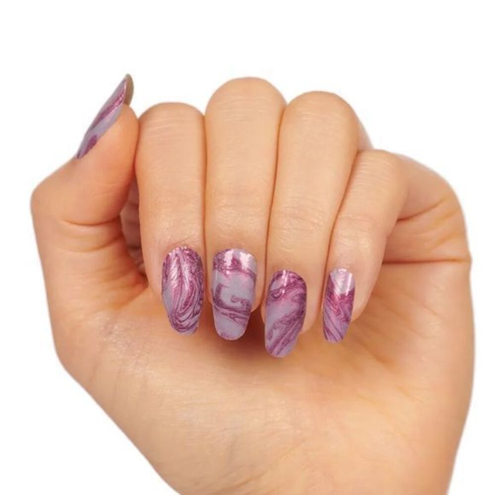Color Street | A Stone’s Throw, amethyst colored swirls, lavender to grab